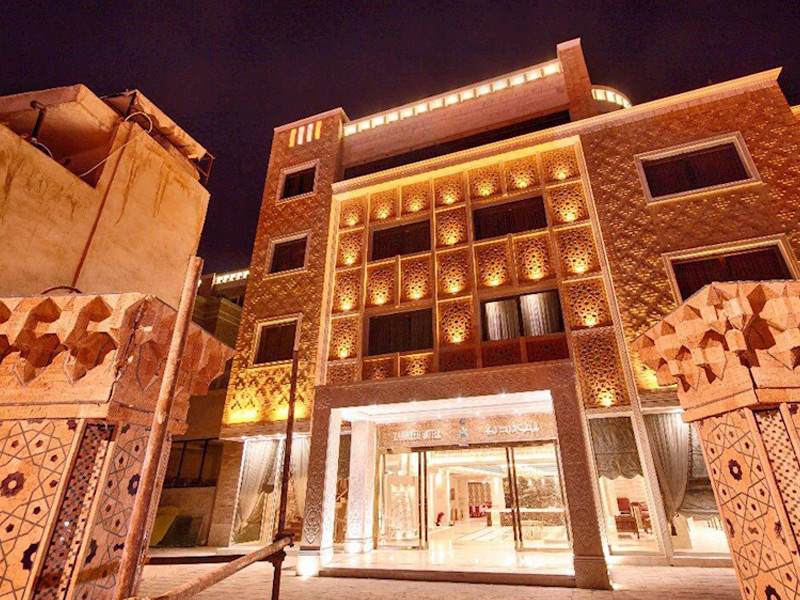 Zandiyeh Hotel | TAP Persia - Book Now and Pay Online