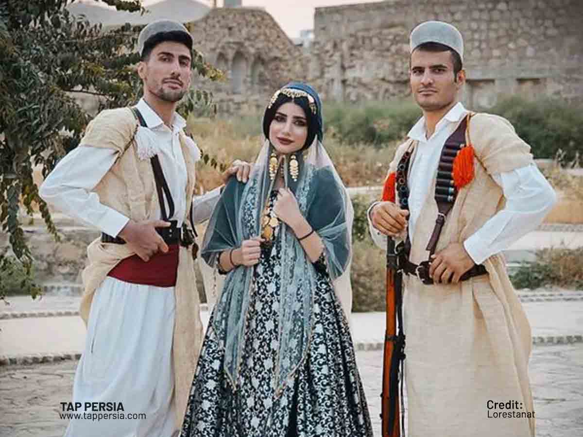 History, fashion, Traditional costumes of Persia For sale as
