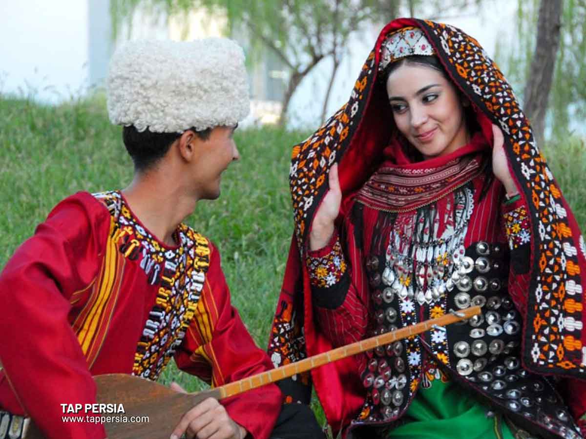 Turkmen clothes