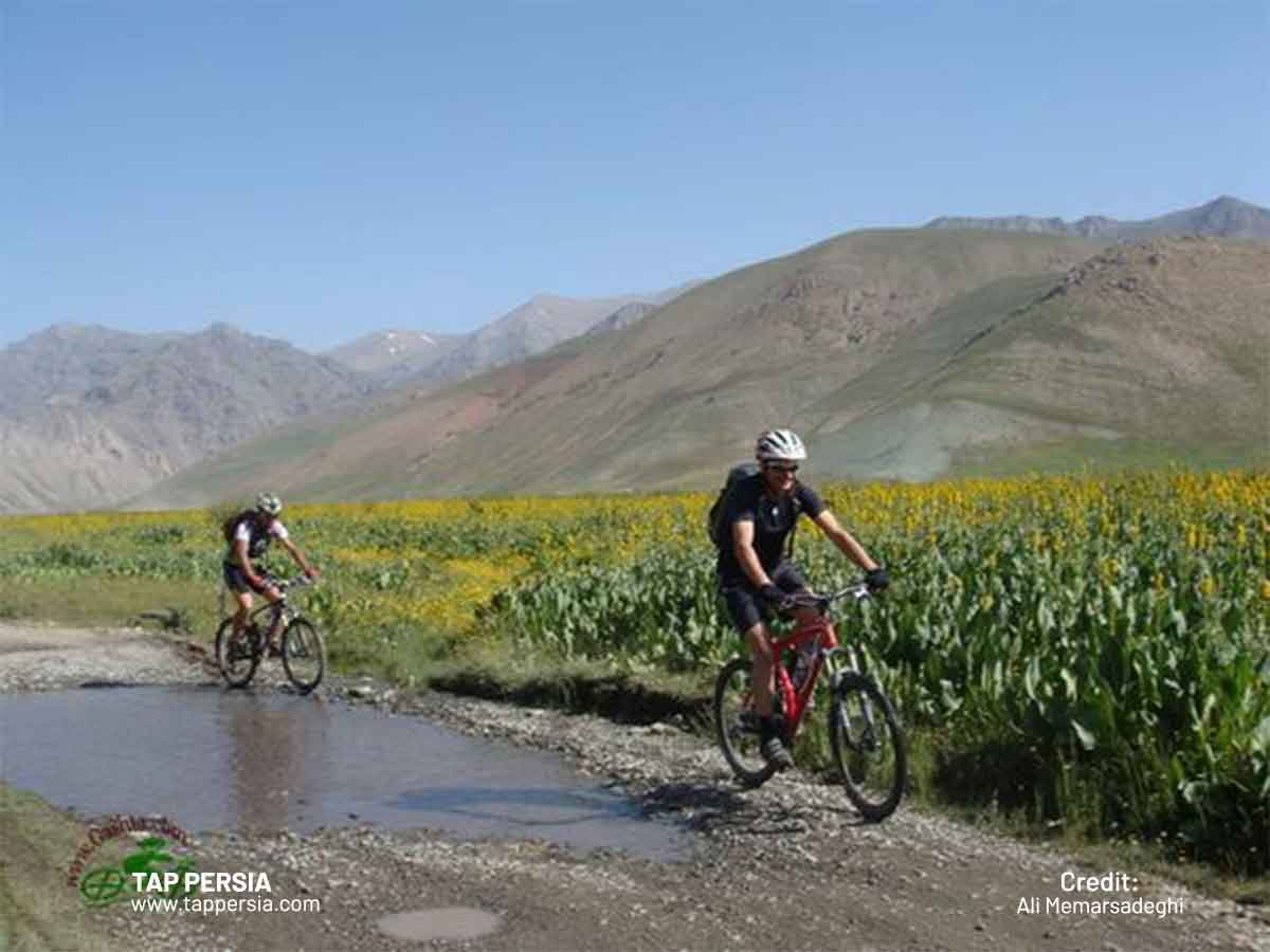 cycling in Iran